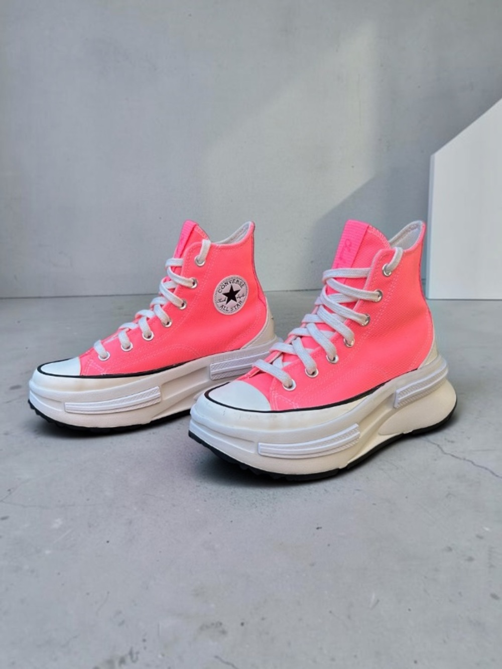 Converse Run Star Legacy CX High Electric Blush Pink Women’s 6